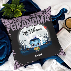 Oma der kleinen Monster – individuelles Kissen – Halloween-Geschenk für Oma, Mama